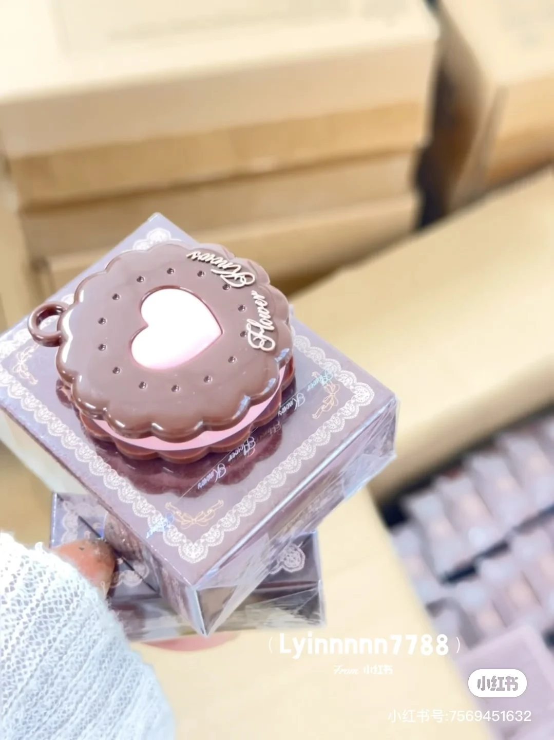 플라워 노우즈 스위트하트 베어 모노크롬 아이섀도우 펜던트 미니 블러쉬 아이섀도우 메이크업 펜던트