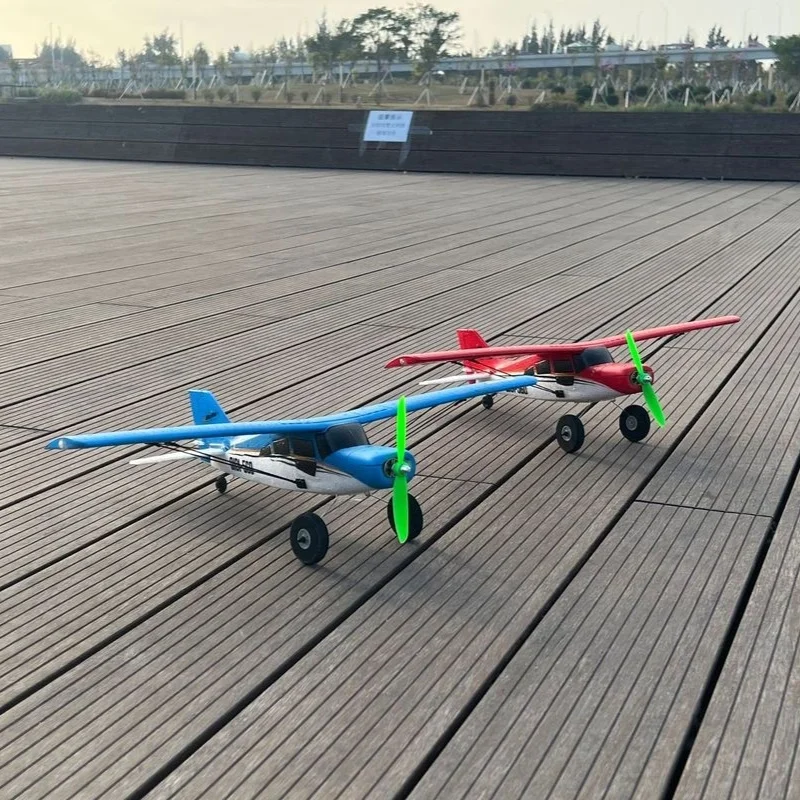 New Qidi560 Four Channel Moor Exercise M7 Off Road Aircraft Brushless Fixed Wing Model Remote Controlled Aircraft Boys Gifts