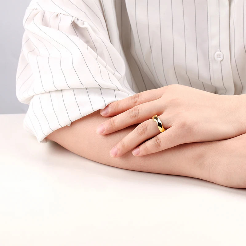 VAROLE Punk Pyramid Rings For Women Gold Color Smooth Simple Ring Fashion Jewelry Classic Anillos