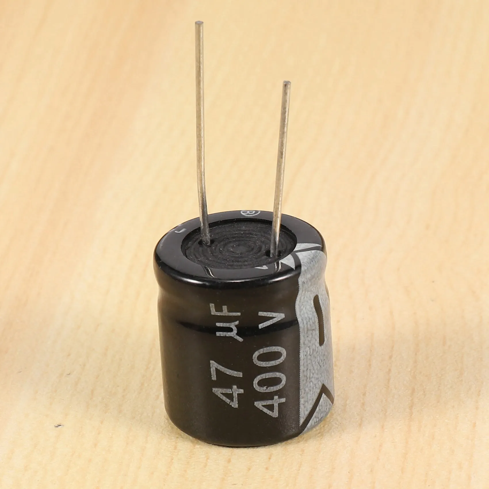 A93Z 20 Pcs 400V 47UF 18 X 20Mm Aluminum Electrolytic Capacitor