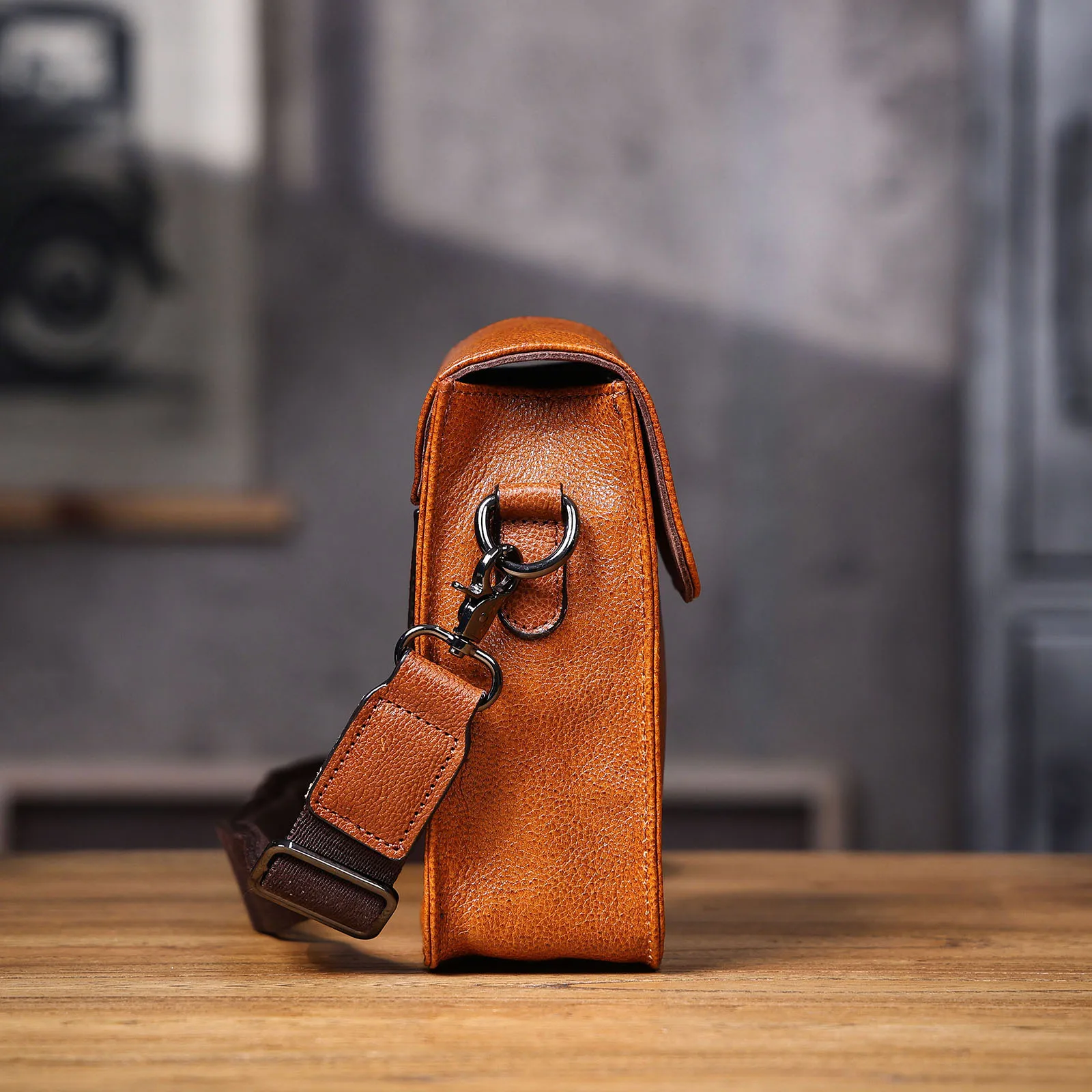 Echte Leder-Umhängetasche für Herren, Crossbody-Taschen, einfache Rindsleder-Gürteltasche, hochwertiges, pflanzlich gegerbtes Leder, modisch und lässig – Detail 11
