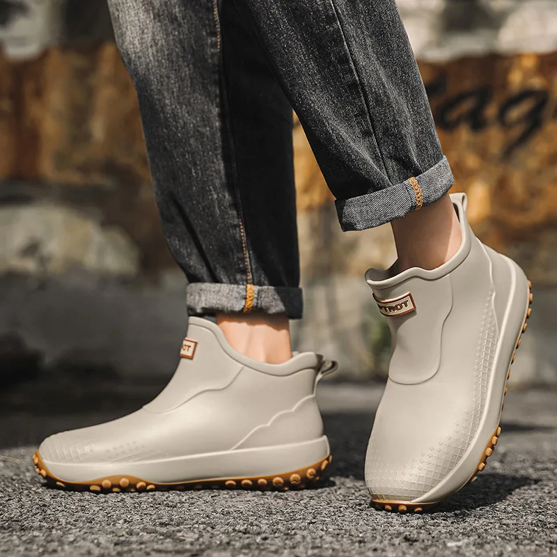 Thumbnail 4 - #60 Best Rain Boots to Buy In 2026