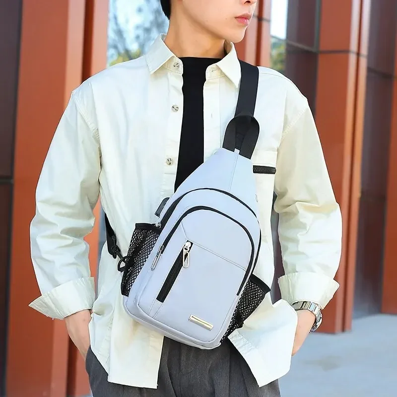 New Fashion Men\'s Chest Bag Trend Casual Single Shoulder Crossbody Bag Outdoor Waterproof Mobile Phone Bag