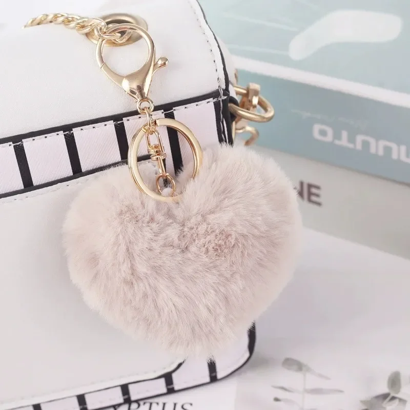 BeautIful Rainbow Plush Balls Love Key Chain Decorative Pendant for Women Bag Car Fashion Jewelry Keyring Heart Pompoms Keychain