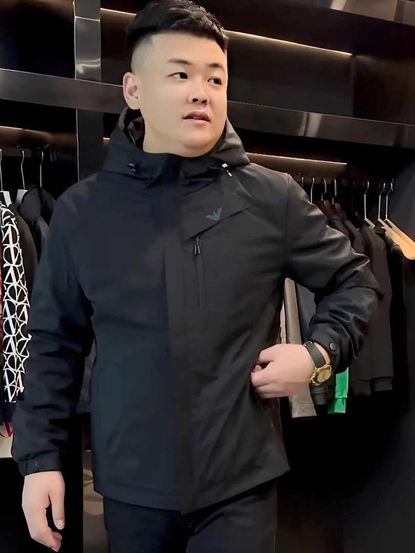 

Мужская куртка с капюшоном, корейская версия, приталенный крой, модная, удобная, осень 2025, новая коллекция, молодежная, из полиэфирного волокна