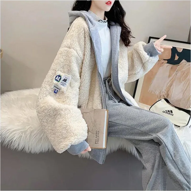 Patchwork Velvet Jacket Women Versatile Autumn Winter Version Loose Hooded Zipper Cap Sweatshirt Women Pocket Coat