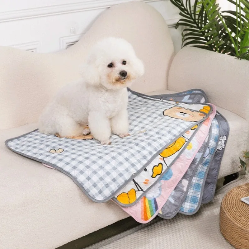 

Изоляционные коврики для мочи домашних животных для собак, противоскользящие водонепроницаемые подушечки для кроватей, износостойкий спальный коврик для котят, щенков, принадлежности ​