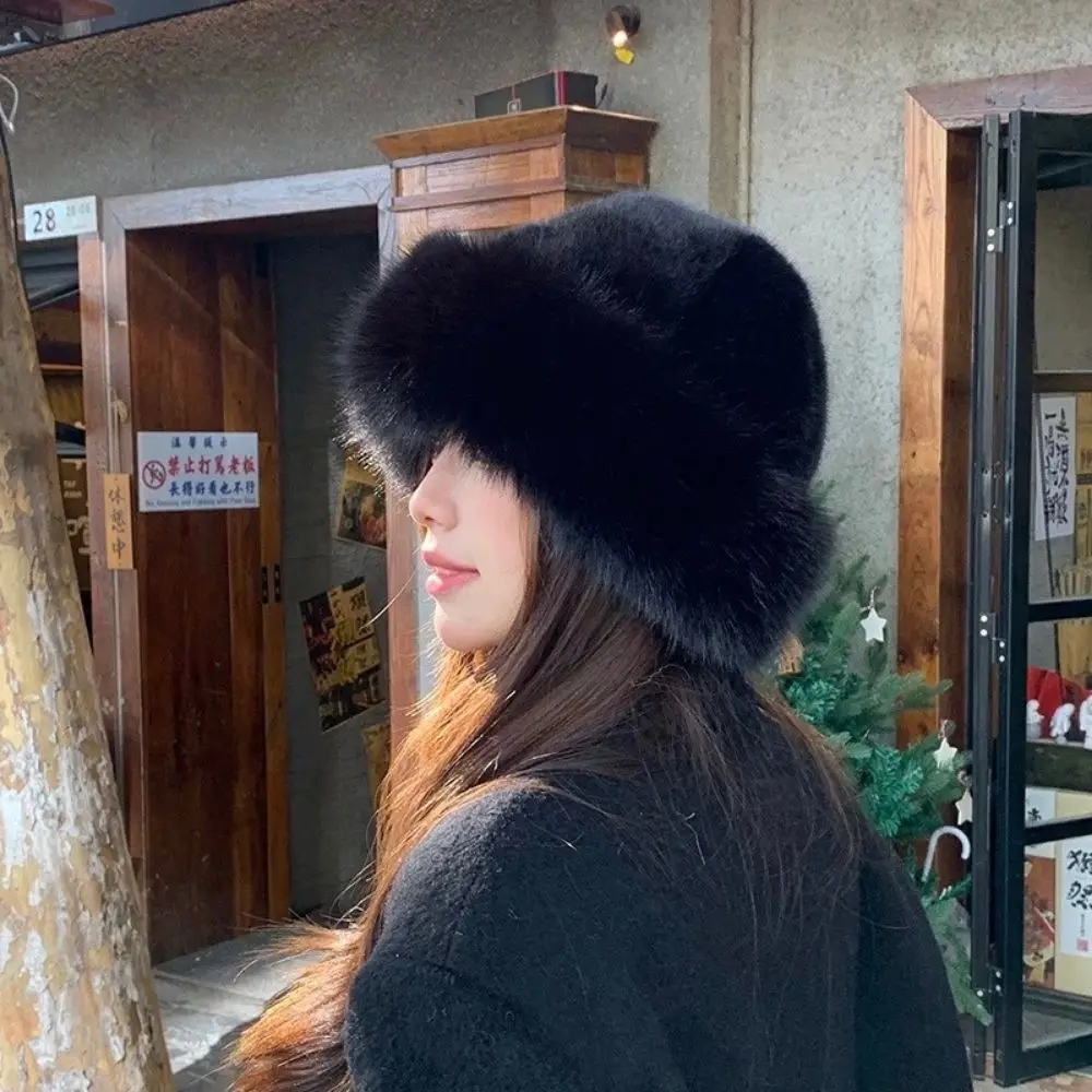 Hot Y2k Fluffy Faux Fur Bucket Hats Women Warm Thick Plush Winter Hat Lady Fluffy Fur Ear Protection Cap Windproof Panama Caps