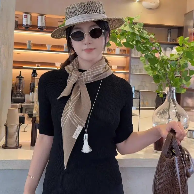 

Vintage Plaid Shawl Scarves Korean High-end Triangular Scarf Autumn Winter Warm Shawl Wraps Maillard Knitted Scarf Neckerchief