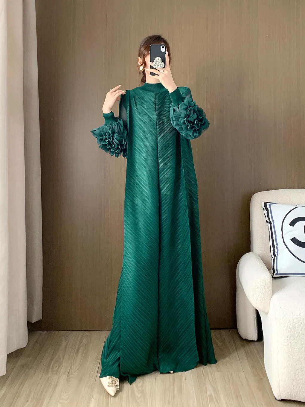 Miyake Pleated Heavy Industry Flower Disc Geometric Pleated Dress Versatile Age-reducing Mother Outfit 2025 for Women