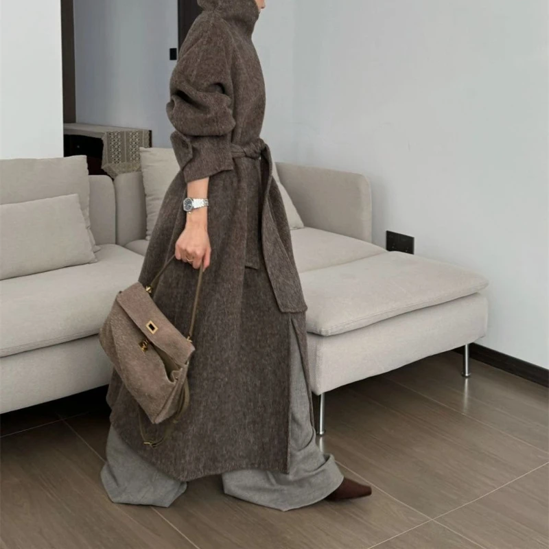 Temperament: Mid-length Woolen Jacket 2025 New Waist Lace-up Slimming Loose Commuter Coat for Women
