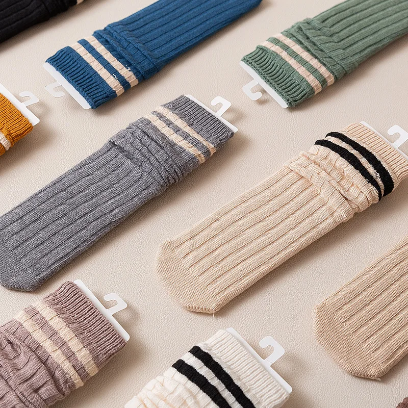 

Autumn Winter Stripe Socks Women Casual Sports Socks Girl Fashion High School Students Thermal Long Socks