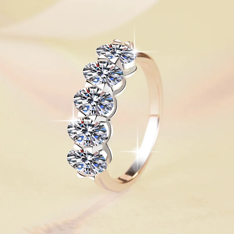

PT950 Platinum Moissanite 2.5Ct Oval Pave Ring Women's - Tarnish-resistant, brilliant pave, ideal for wear & gifting