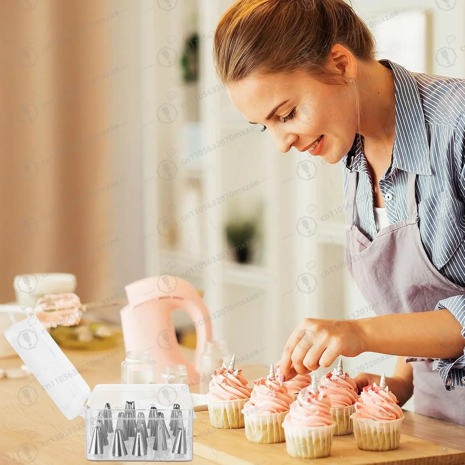 고정 핀이 있는 2개 세트 파이핑 팁 박스 84개 파이핑 팁 정리함 베이킹 케이크 장식 도구 보관함