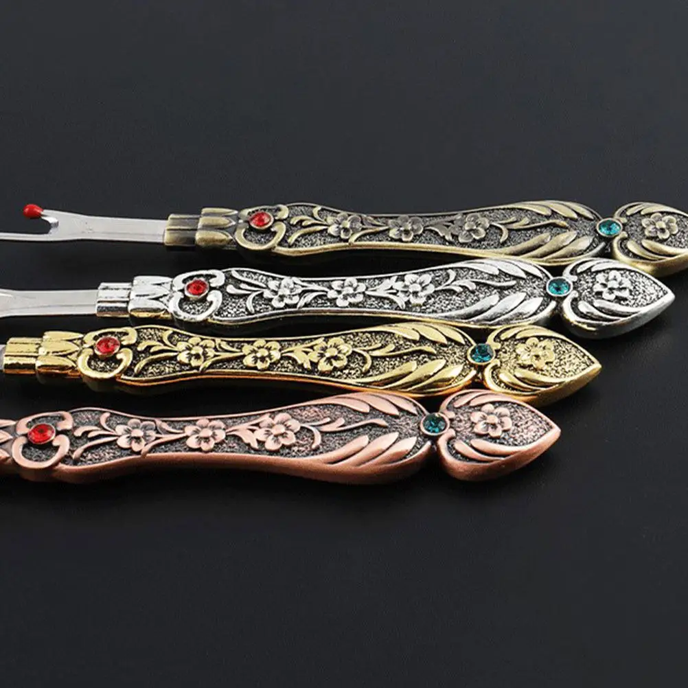 

Seam Ripper Personalized Sewing Crafting Thread Remover Stitch Ripper Tool for Precise Stitch Removal Seam Rippers