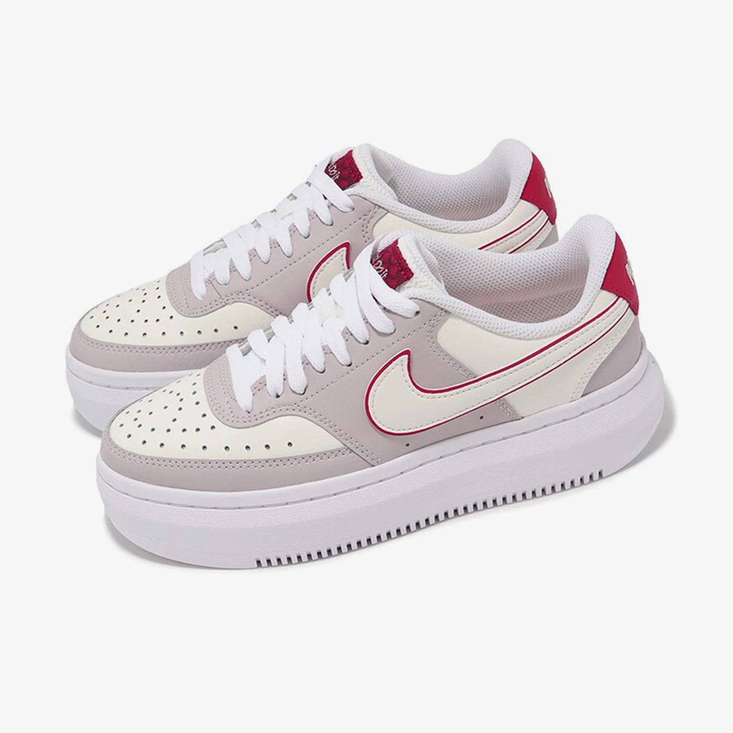 

Оригинальные новые женские удобные спортивные и повседневные кроссовки Nike на толстой подошве HF0740-111