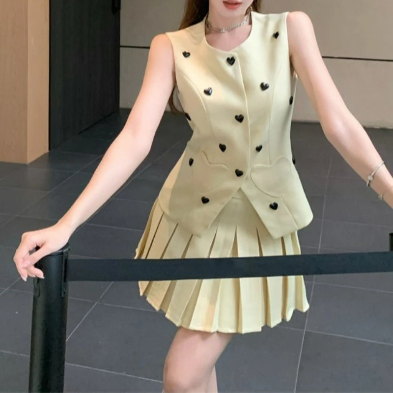 

Women Appliques Round Neck Single Breated Tank Top Slim High-waisted Slim Pleated Skirt Luxury Sweet Two Pieces Set