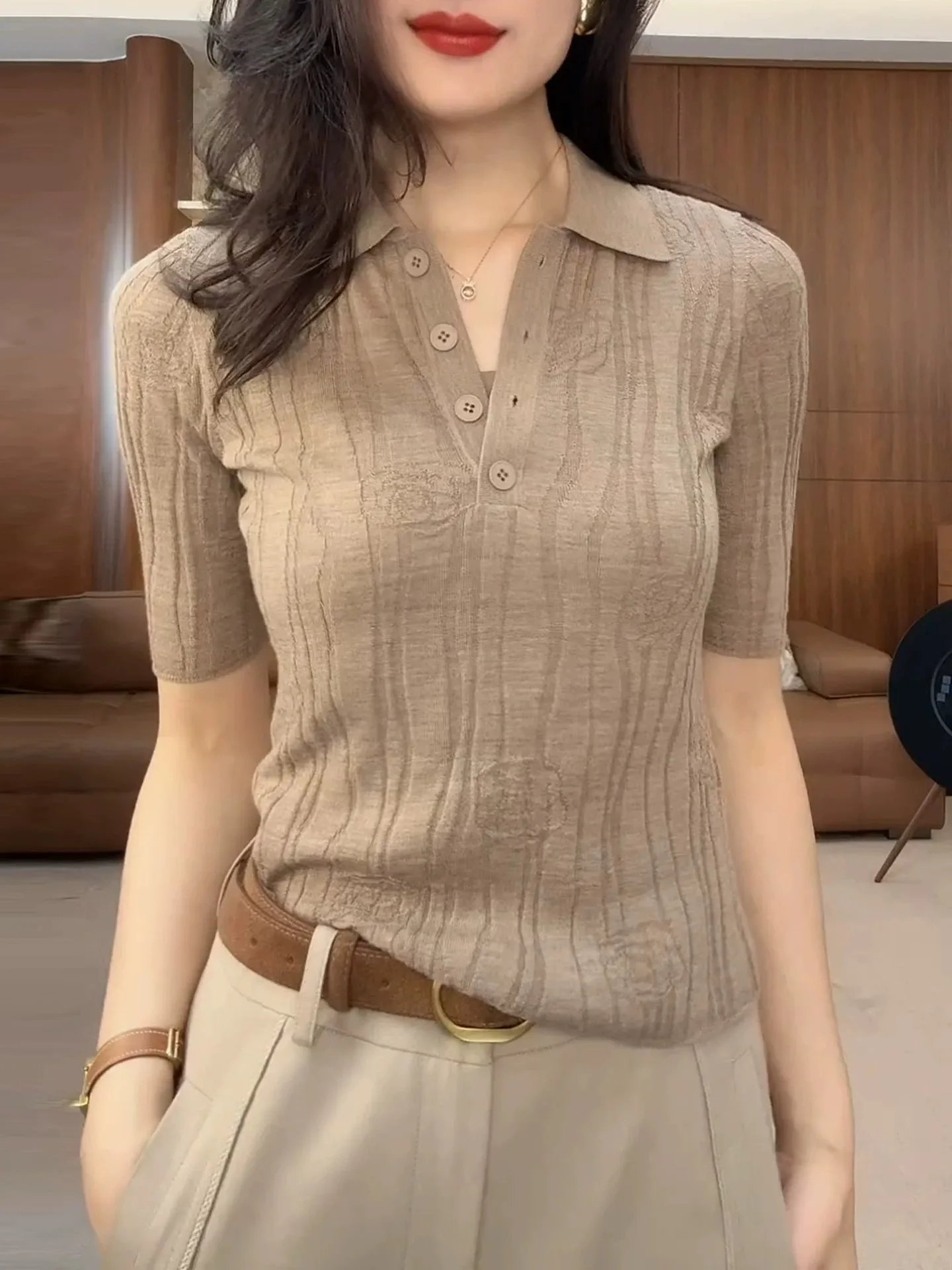 Slimming Short Sleeve Knitted Shirt Women Summer Thin Flip Collar Overhead Commute Style Top Korean Version Soft Fine Gauge