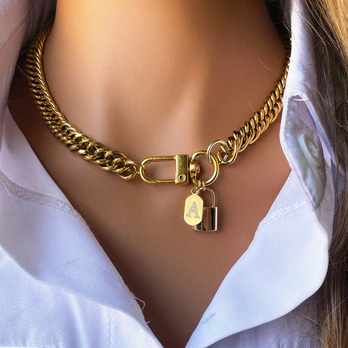 

1 золотое овальное колье с буквами A-Z26, уникальный и изысканный стиль, подходит для праздников и повседневной носки.