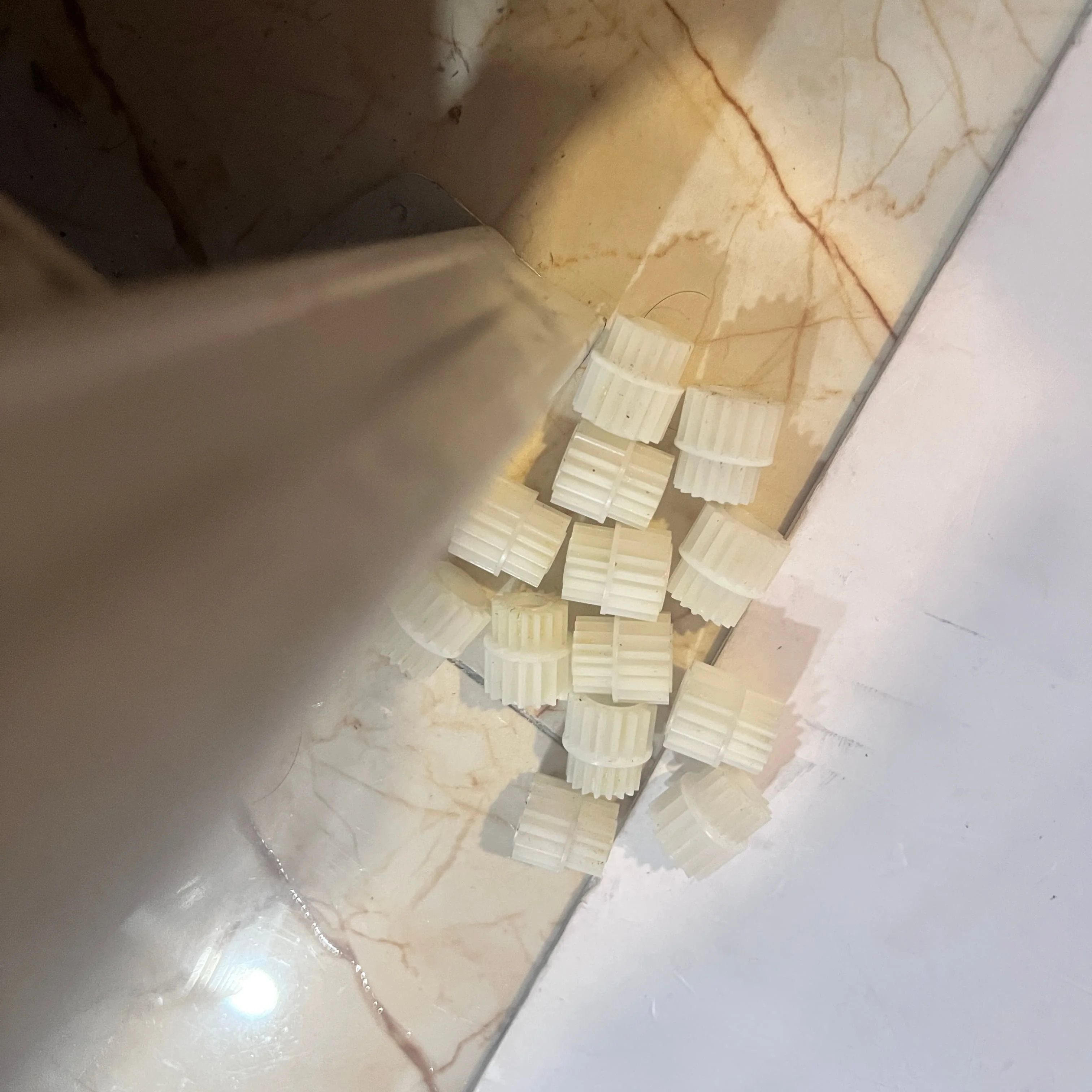 1PCS LY9007 Ejector…