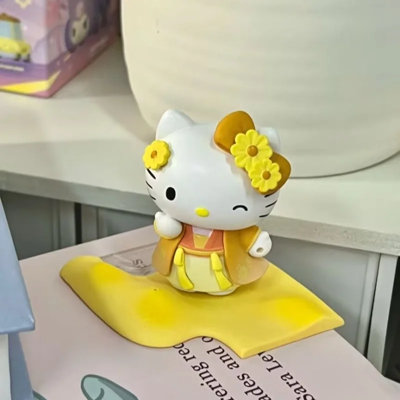 Sanrio 사계절과 8개의 태양 기간 시리즈 차고 키트 귀여운 Kuromi 멜로디 Cinnamoroll 데스크탑 장식품 생일 선물