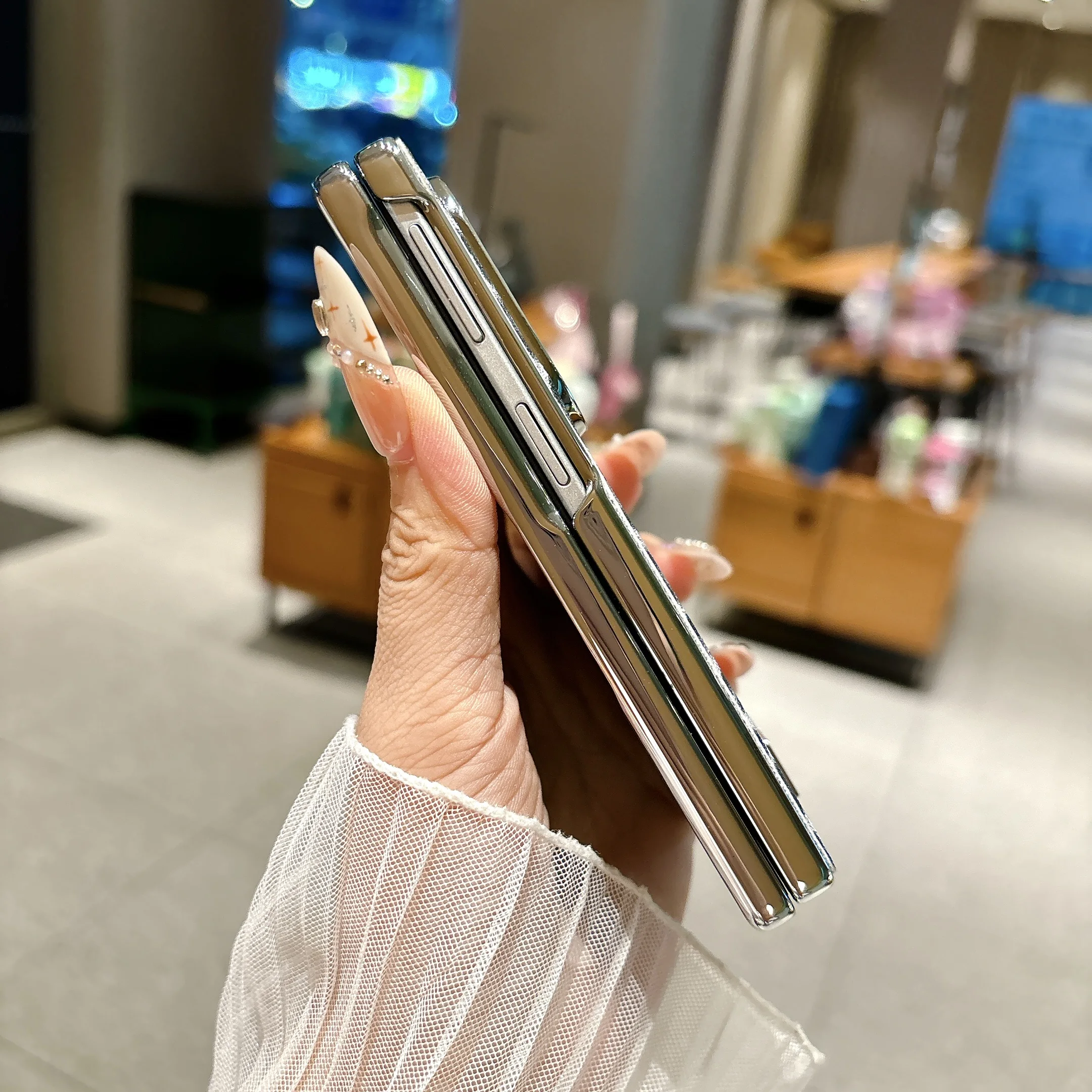 Fashion Leopard Print Leather Phone Case for Samsung Galaxy Z Fold8 Fold8 Wide Shockproof Hinge Protection‌ Strap Slim fit Cover view 5