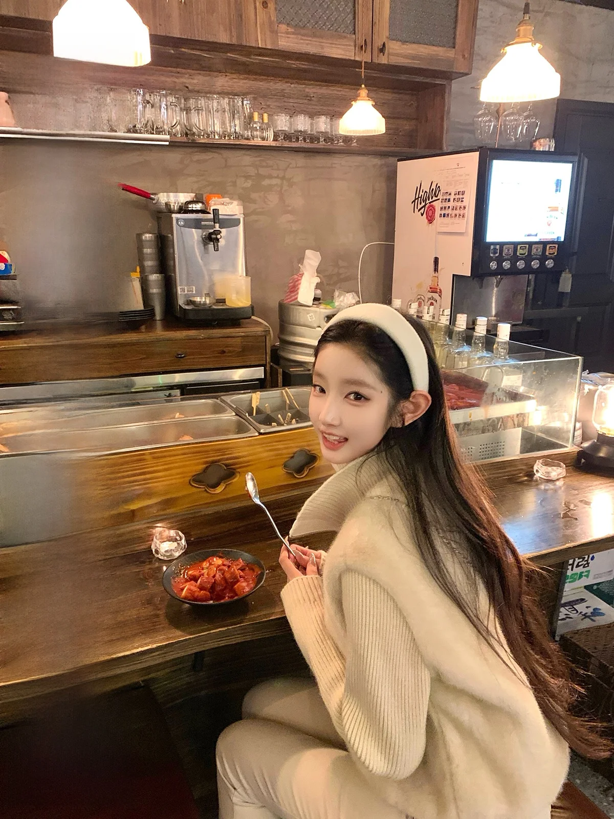 

Женская куртка Hotdog Very Spicy Sun Island из натуральной кожи с воротником-стойкой и застежкой-молнией