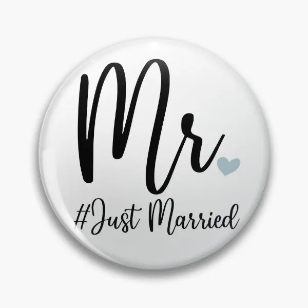 Mr Just Married Mrs Mr Wedding Newly  Soft Button Pin Creative Jewelry Fashion Cartoon Decor Badge Hat Brooch Lover Funny Metal