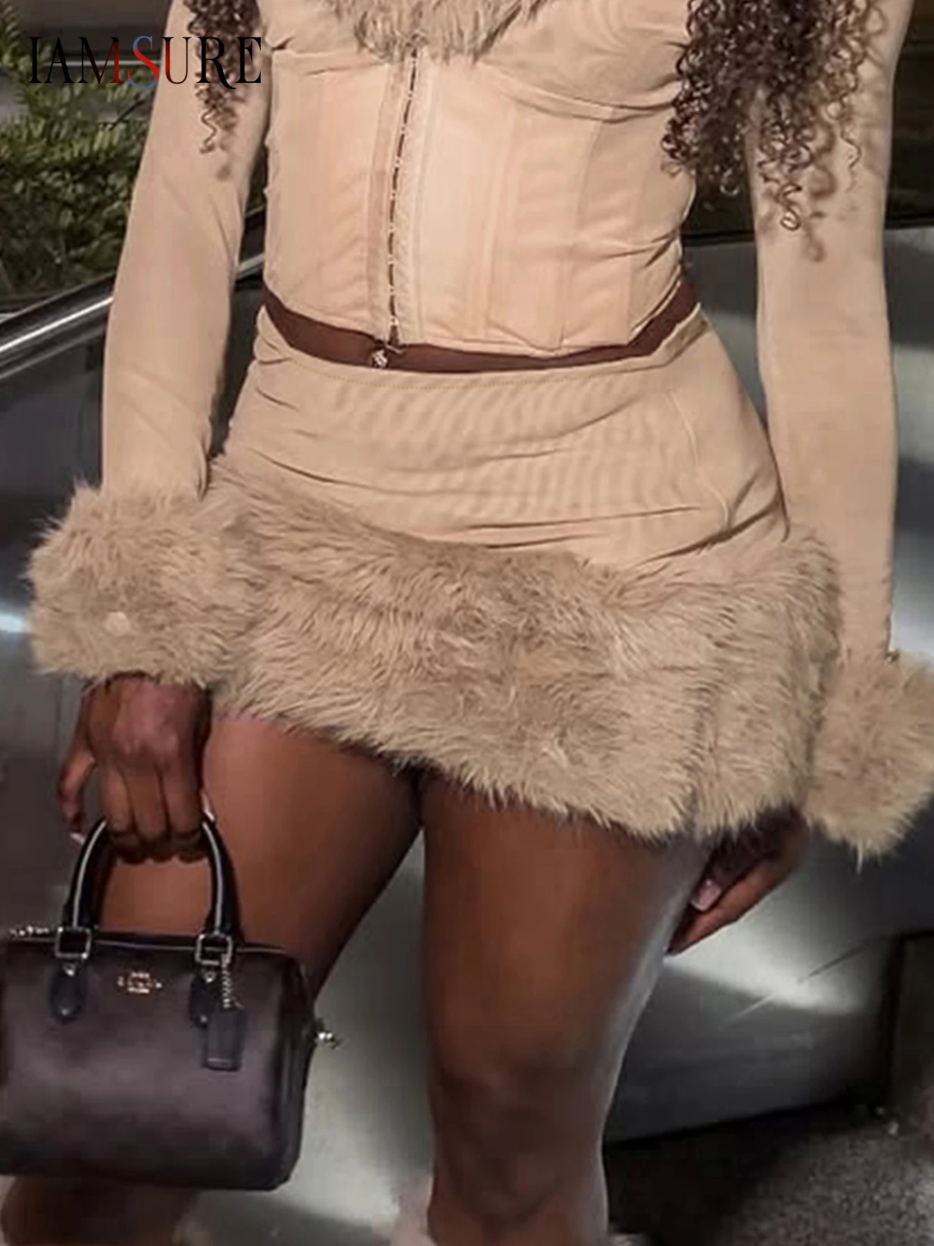 

IAMSURE Casual Fur Trim Patchwork Bodycon Skirts Sexy Slim Mid-Waisted Super Mini Skirts Women 2025 Summer Fashion Streetwear