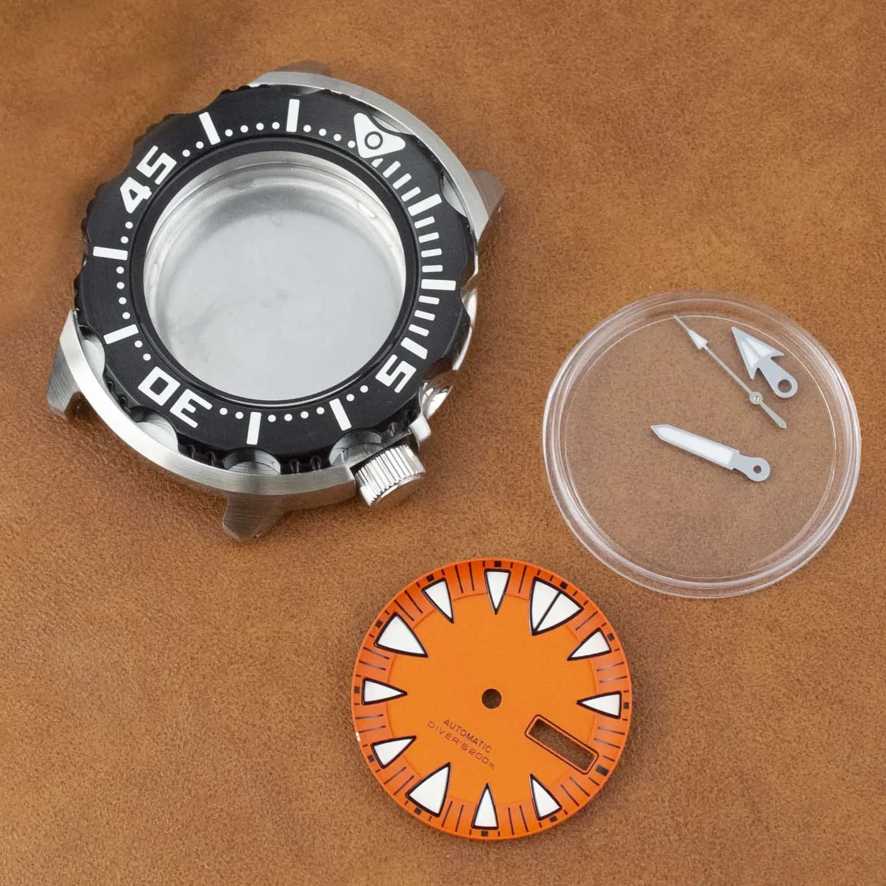 

200m Waterproof Dive Watch Case Dial Hands Stainless Steel Case 3.8 Crown Sapphire for Monster NH35 NH36 Automatic Movement