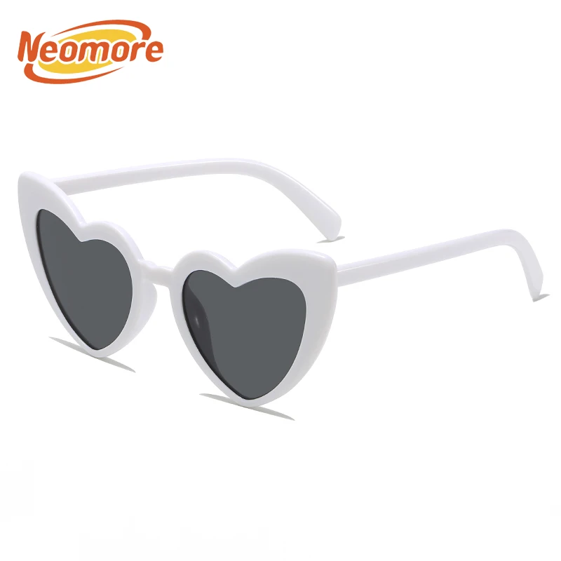 FASHIONABLE WOMEN SUNGLASSES BLOCK UV LIGHT ENHANCE FACIAL FEATURES PERFECT FOR PHOTOGENIC MAKEUP MODERN AND STYLISH DESIGN