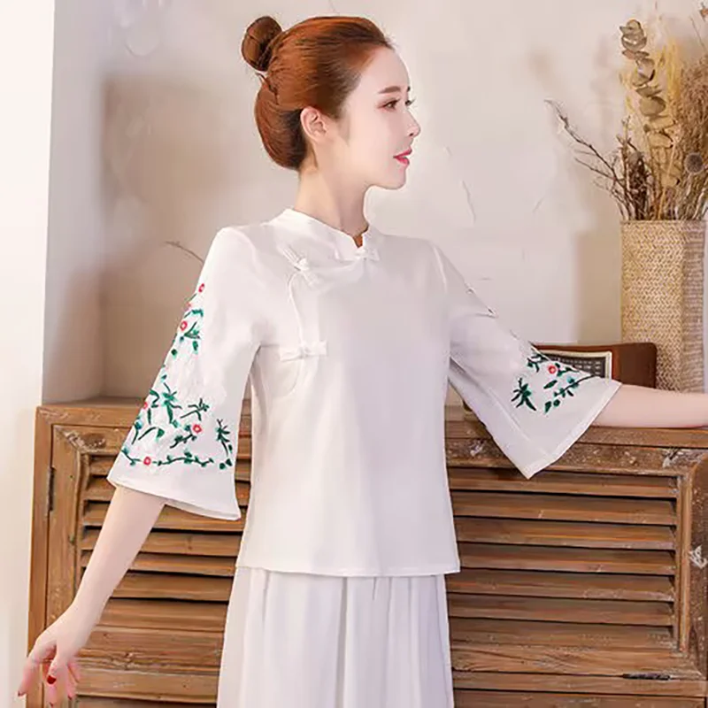 Traditional Chinese Clothing Womens Plusy Size Tops 2023 Summer Cotton Blend Embroidery Half Sleeves Tang costume Shirts Woman