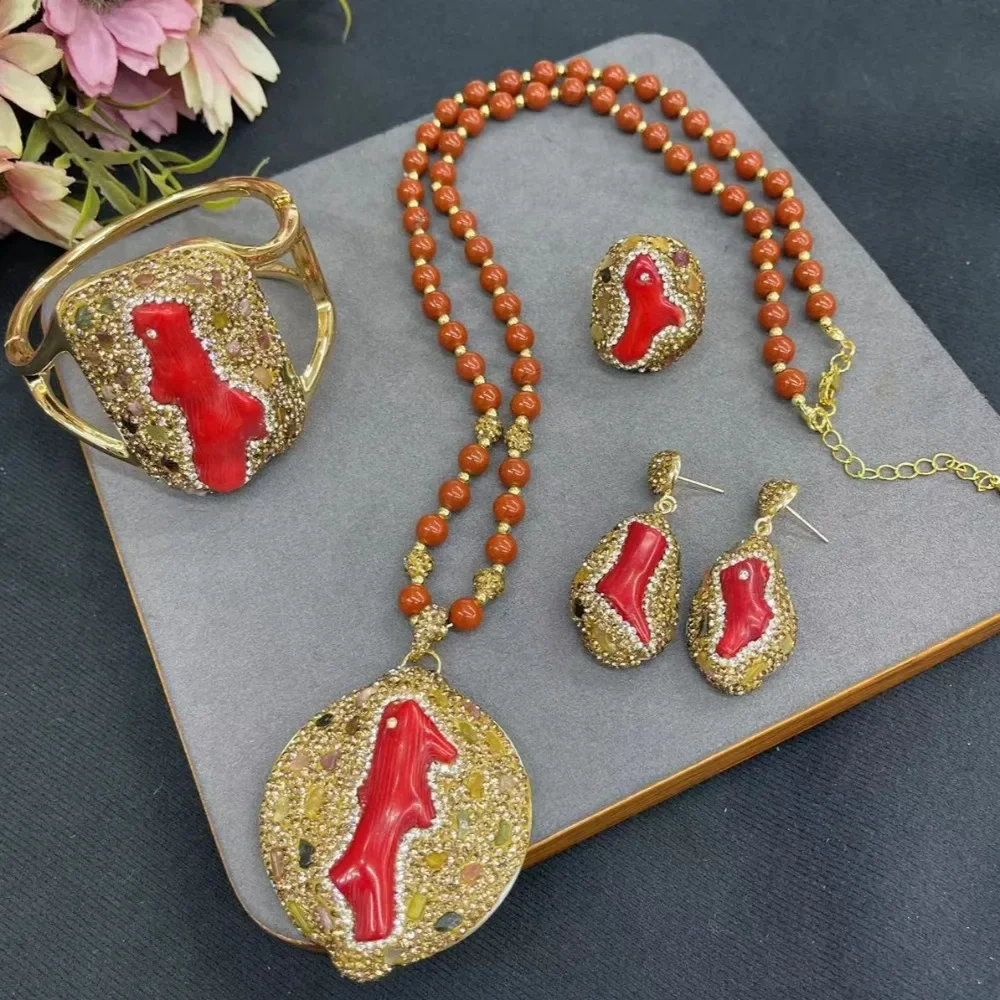 

New Irregular Synthetic Coral Necklace Set for Women's Personalized Fashion Simple Luxury Ladies Party Wedding Exquisite Jewelry