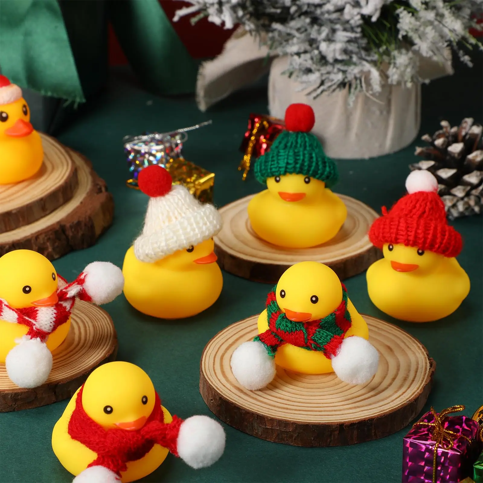 100 pacote de brinquedos de banho de pato de borracha de natal em massa chapéu de pato de natal cachecol de borracha pato elk boneco de neve papai noel multi estilo inverno