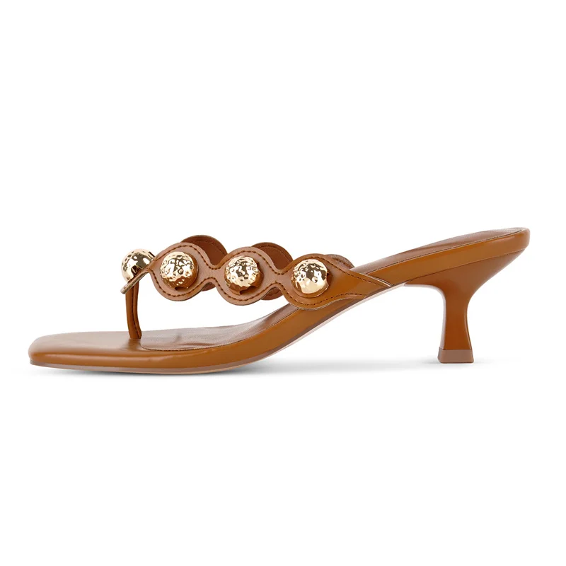 Onlymaker Square Toe Brown Thong Mule Sandals Metal Decor Kitten Heel Slip‑On Slippers Summer Party Dress Evening Slide Sandals