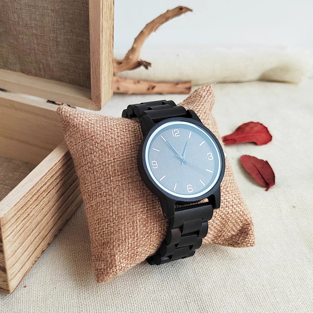 

Watch Men Women Wooden Wristwatches Quartz Movement Watches With Gift Box Timepieces Relogio Masculino Dropshipping Wood Clock