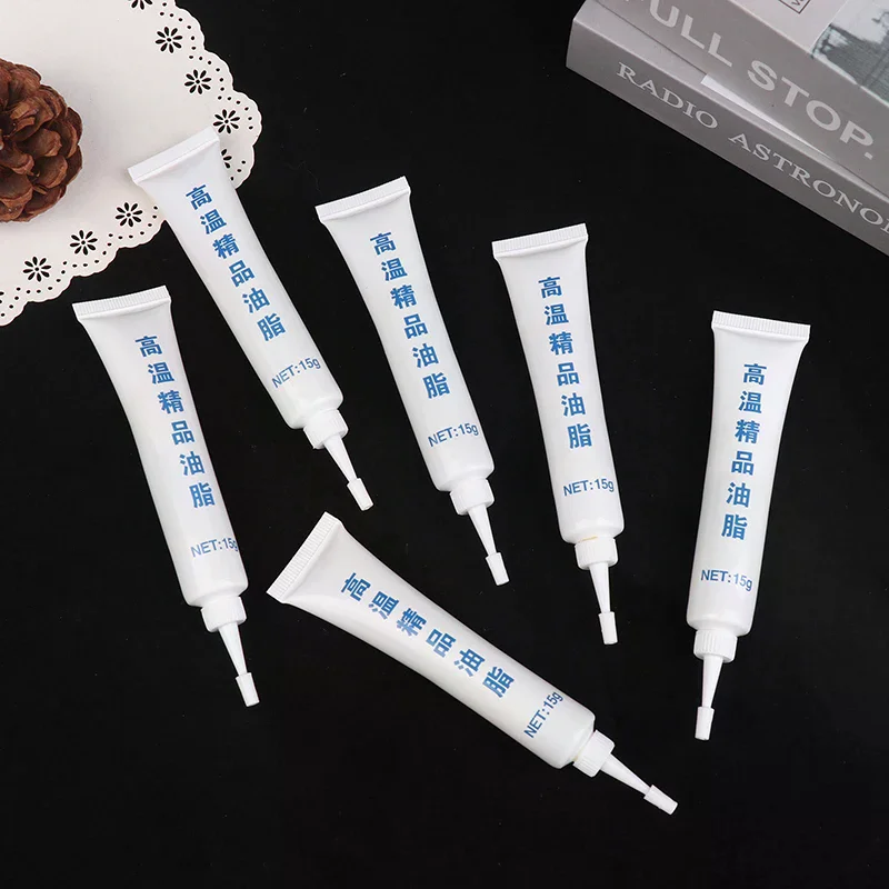 5 قطعة مقاوم للماء الأبيض زيوت التشحيم الشحوم التروس سلسلة زيت تشحيم صمامات السيارة تزييت الشحوم أداة إصلاح لجزازة العشب