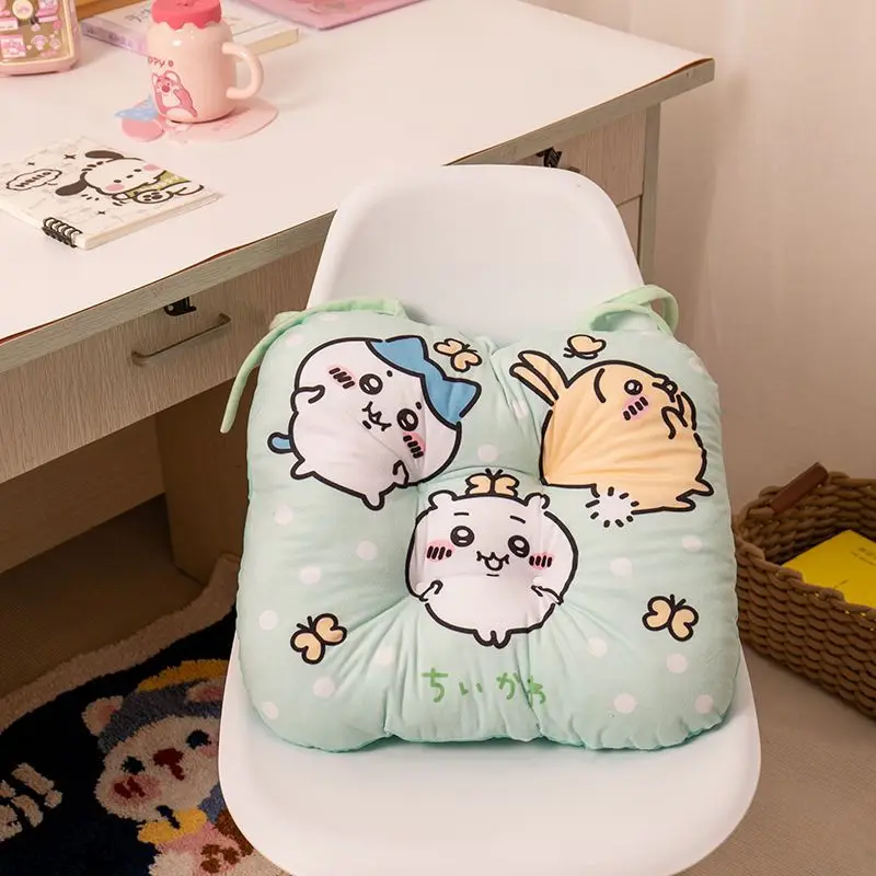 Chiikawa-Coussin épaissi avec impression de dessin animé, Usagi Hachiware, siège à domicile, bureau, étudiant, périphérique, disponible pour toutes les saisons