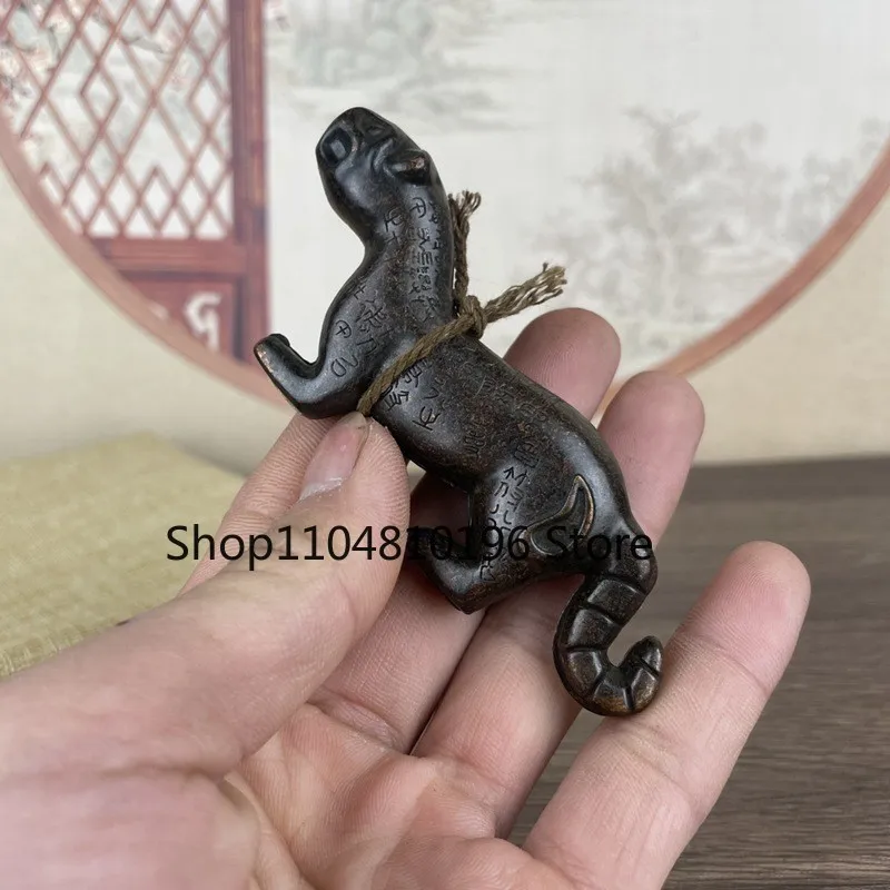 Tiger Tally Figurine Handheld Ornament Traditional Craft Decor