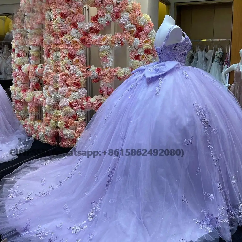 

Lavender Spaghetti Straps Bow Quinceanera Dresses Ball Gown Flowers Appliques Beading Sequined Corset For Sweet 15 Girls