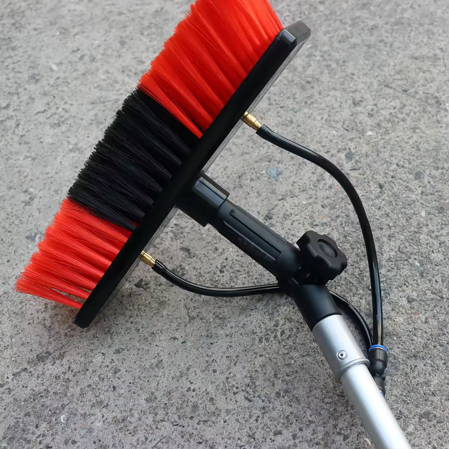 

Aluminum Water Fed Telescopic Pole Solar Panel Cleaning Brush