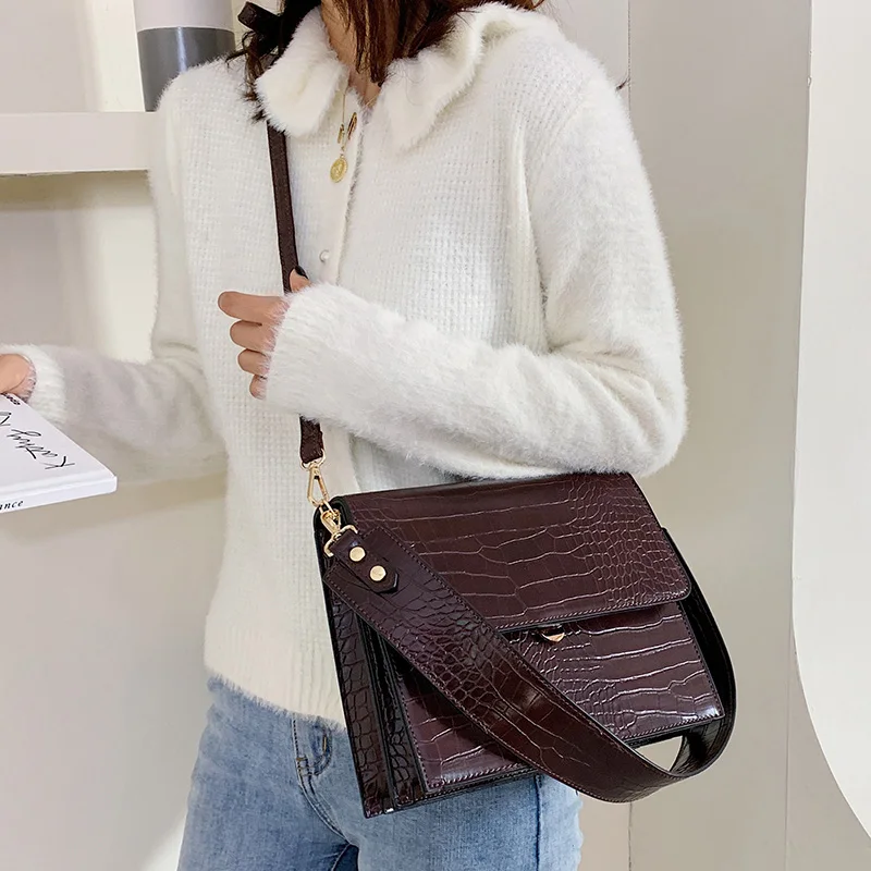Luksusowe torebki ze skóry Pu damskie małe torby na ramię w stylu Retro projektant torebki damskie wysokiej jakości torby Crossbody dla kobiet