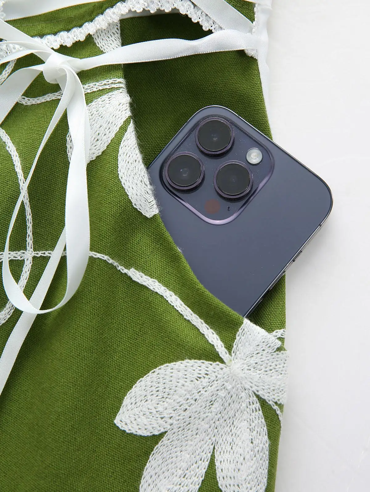 ROSEGAL Plus Size Women Dresses Flower Embroidery Lace Up Ruffles Ruched Pocket Cold Shoulder Dress 2026 New Arrived