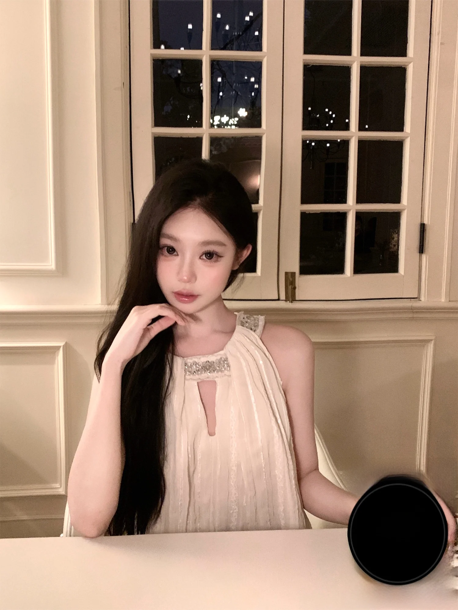 

Летний топ Kubiliv в корейском стиле с открытыми плечами, богатой вышивкой, свободного кроя, с бисером и ажурными вставками, Pure Desire