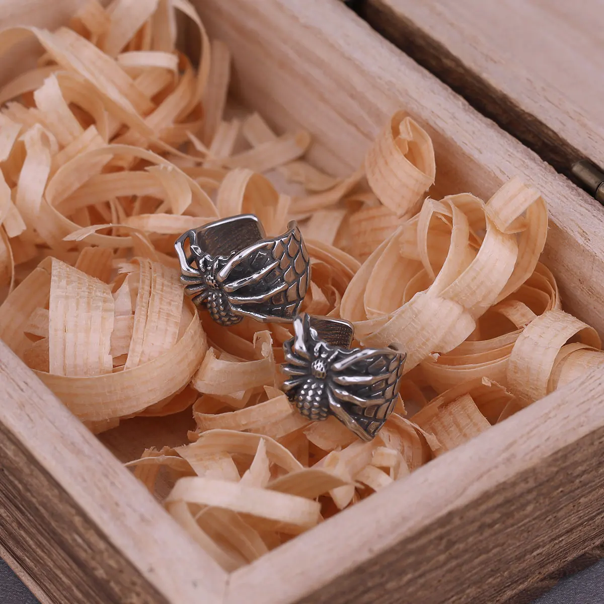 Unique Design Animal Spider Snake Bear Clip Earrings Female Fashion Stainless Steel Never Fade Quality Non-piercing Earring