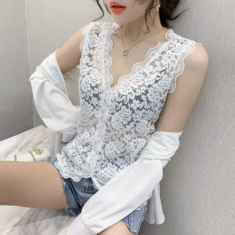 V-neck Lace Camisole Women\'s Summer New Sexy Inner Wear Hollow Bottoming Shirt Sleeveless Mesh Top Outerwear Tank Top