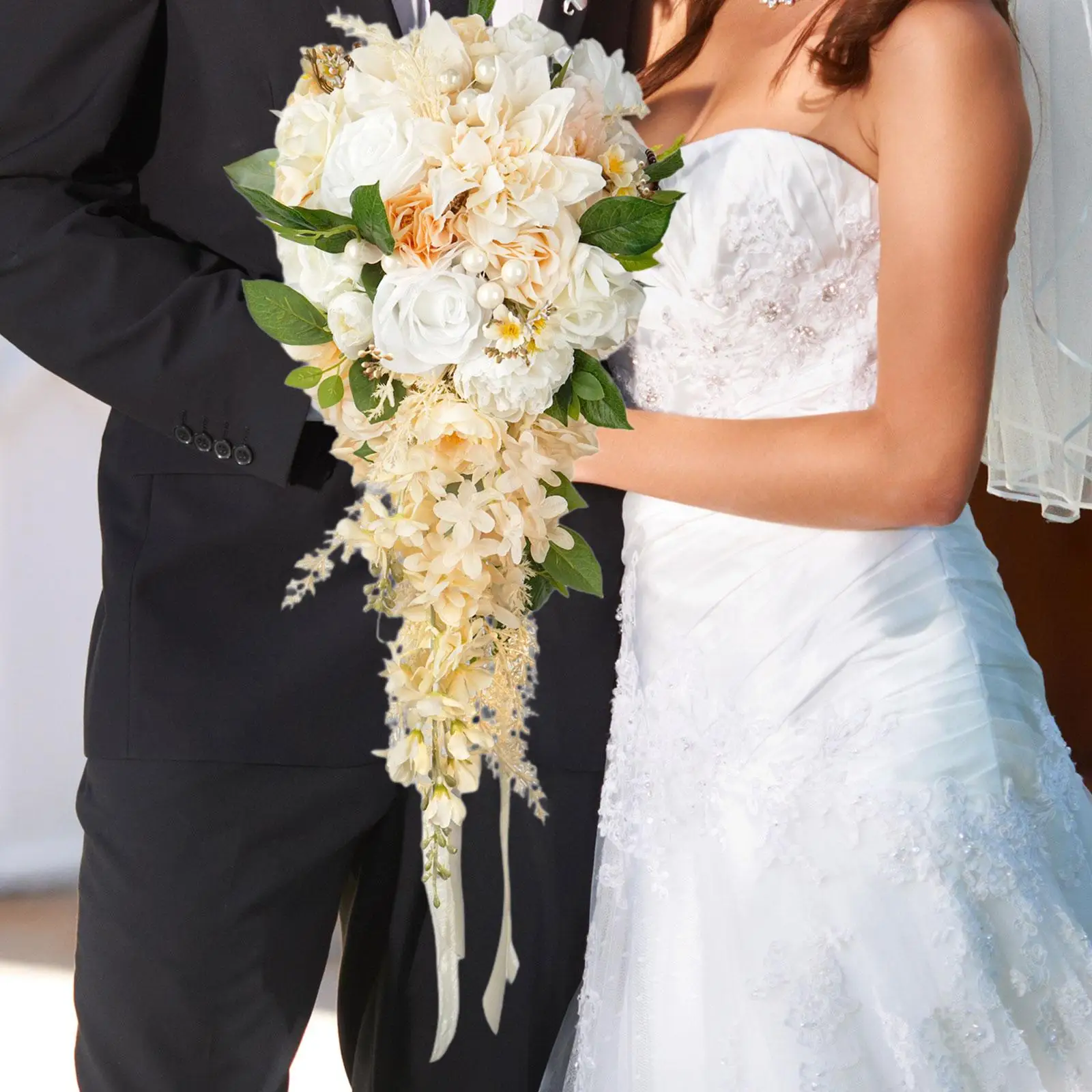 

Свадебный букет Букет подружки невесты Букет для бросания Искусственные цветы на День святого Валентина Юбилейная церемония Свадебный декор