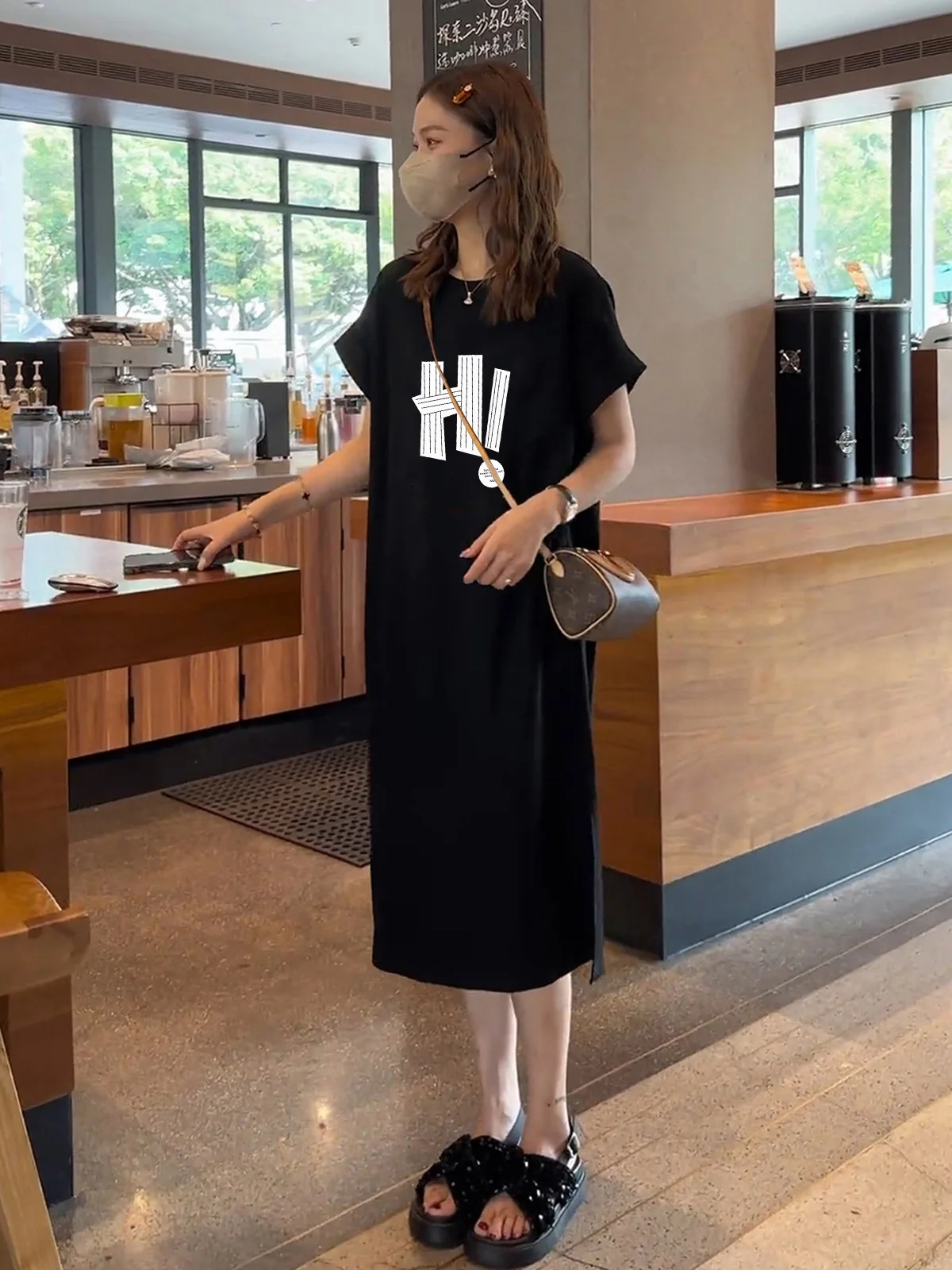 T-shirt Long ample et décontracté pour femmes, nouvelle Version coréenne, Design Sense, petite ence fendue, été 2025