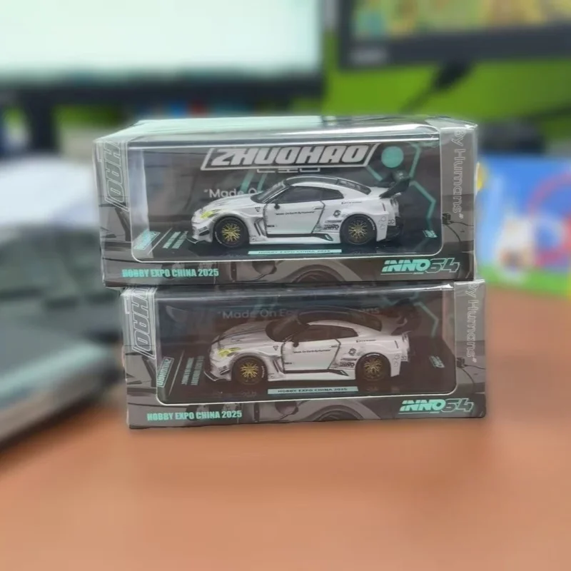 

INNO IN64 Nissan GTR R35 Wide-body version, limited edition for the 2025 China International Model Expo, children's toy.