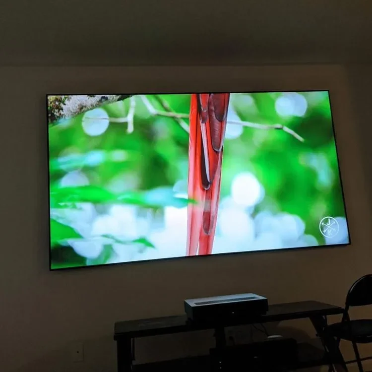 120inch ust CLR screen 4k PET Crystal UST ALR ultra short throw projector ambient light lenticular projection